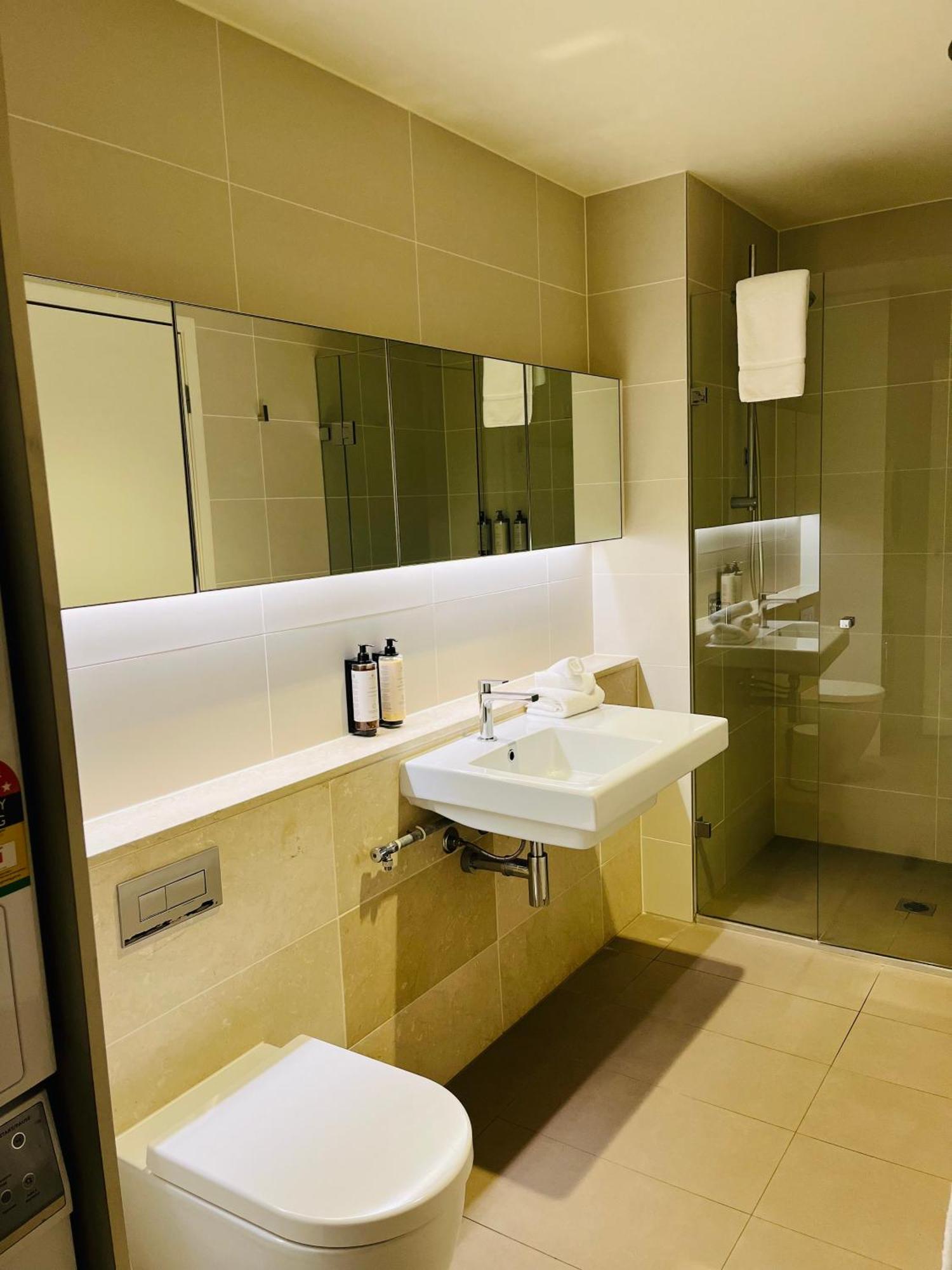 Wyndham Hotel Melbourne Bagian luar foto